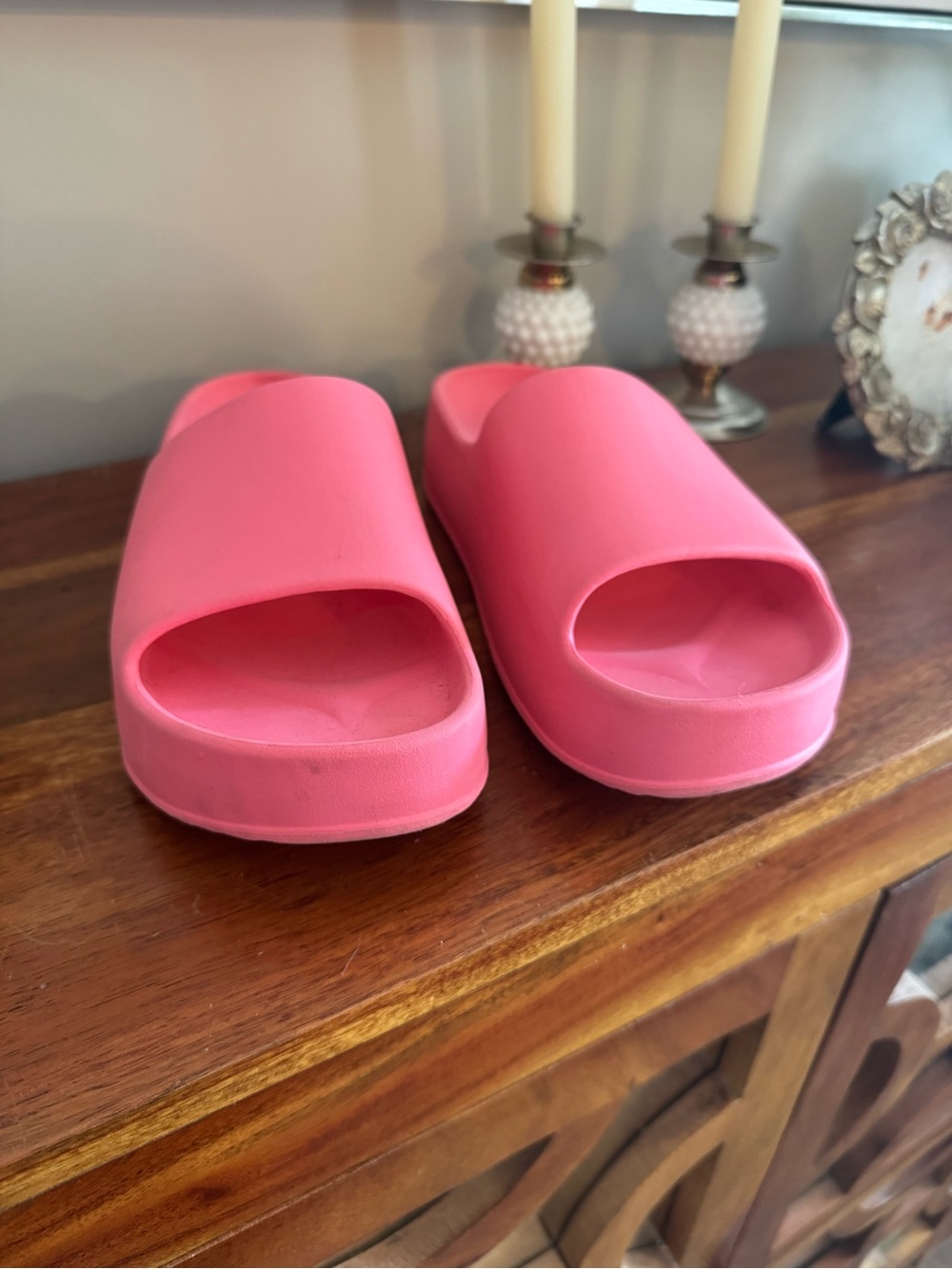Target Pink Platform Sandals Size 9 Pool Slide Vacation Shoes